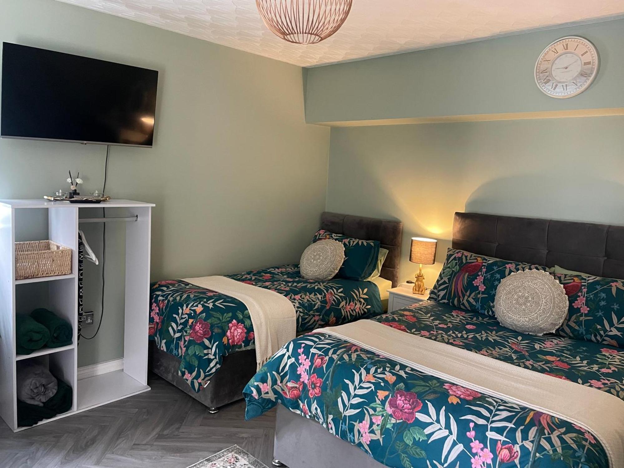The Rose Garden Room - Self Contained Studio Ballycastle Eksteriør billede