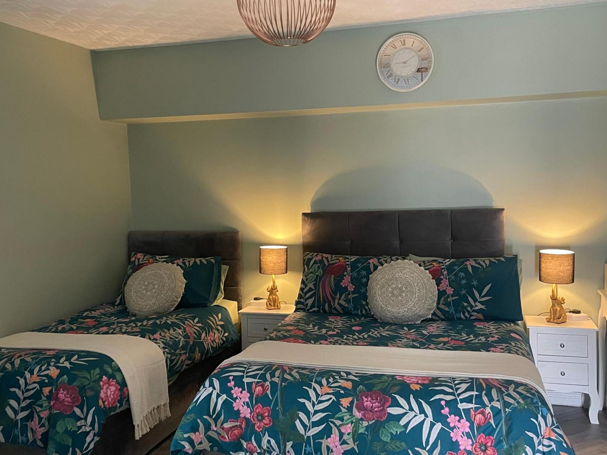 The Rose Garden Room - Self Contained Studio Ballycastle Eksteriør billede